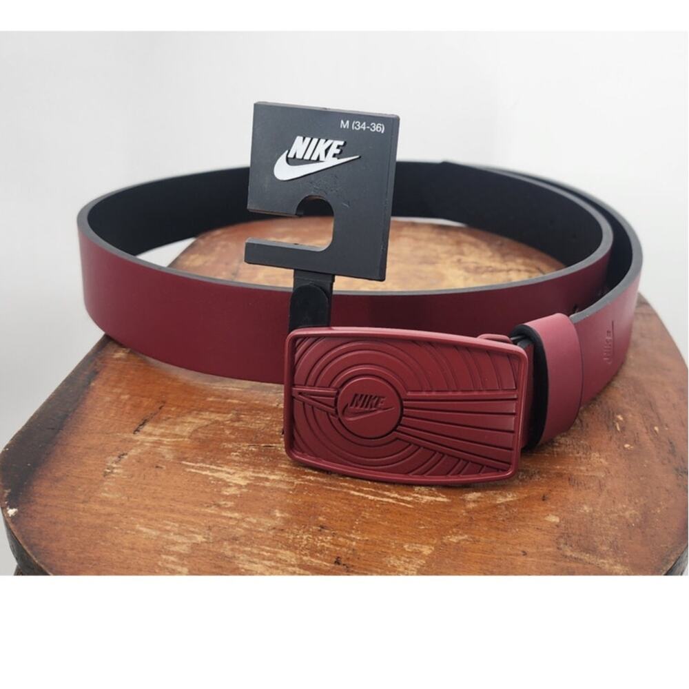 New Nike Golf Air Jordan 1Retro Tread Pattern‎ Belt Size 34-36 Red